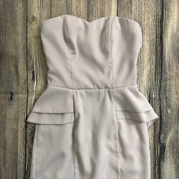 H&M Light Gray Strapless Peplum Dress 2 00 XXS - Picture 2 of 7